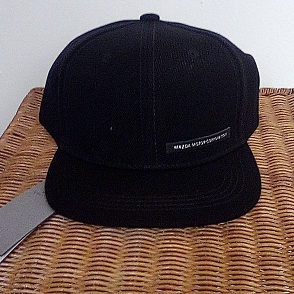 Mazda Essence NWT Black Cap, Adjustable Back - Picture 2 of 4